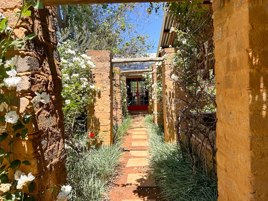 8 Bedroom Property for Sale in Potchefstroom Rural North West